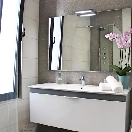 Calheta Charm By * Arco da Calheta (Madeira)