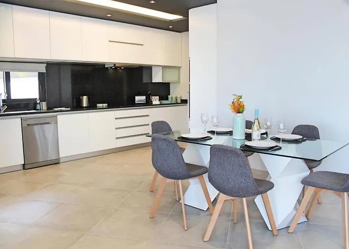 Calheta Charm By Vila *